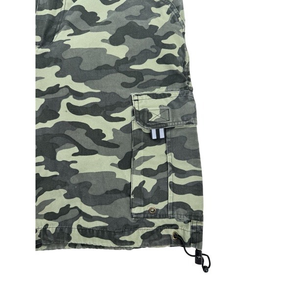 Rigo Camouflage Cargo‎ Shorts Men’s Size 32 - Picture 1 of 11